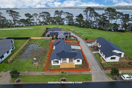 14A MCLARIN ROAD, Glenbrook, Auckland 2681, New Zealand