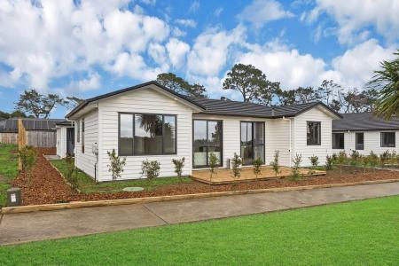 14A MCLARIN ROAD, Glenbrook, Auckland 2681, New Zealand
