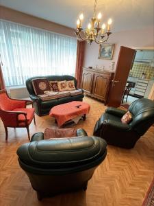 Avenue Gambetta 83 5, La Louvière, 7100, Belgique