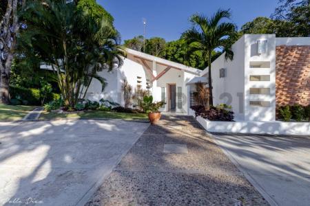 jardines del urubo I , Urubo, Santa Cruz 00001, Боливия