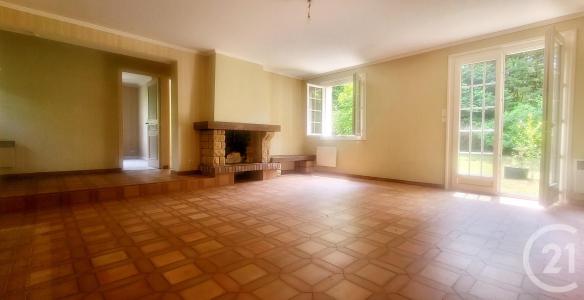 Commentry, Auvergne 03600, France
