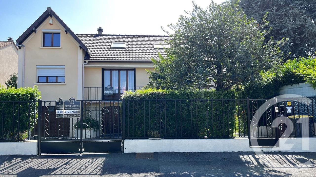 Chelles, Île-de-France 77500, Francja