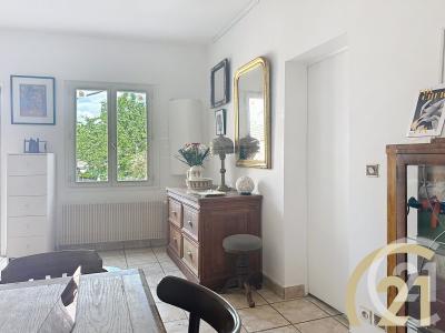 Villejuif, Île-de-France 94800, France
