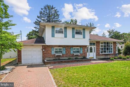 50 Burton Drive, Howell, NJ 07731, USA