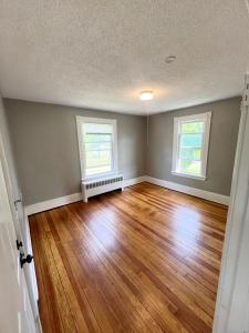 127 Smalley Street, New Britain, Connecticut 06051, Amerika Birleşik Devletleri