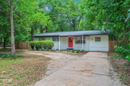 544 Purl Adams Avenue, Crestview, Florida 32539, USA