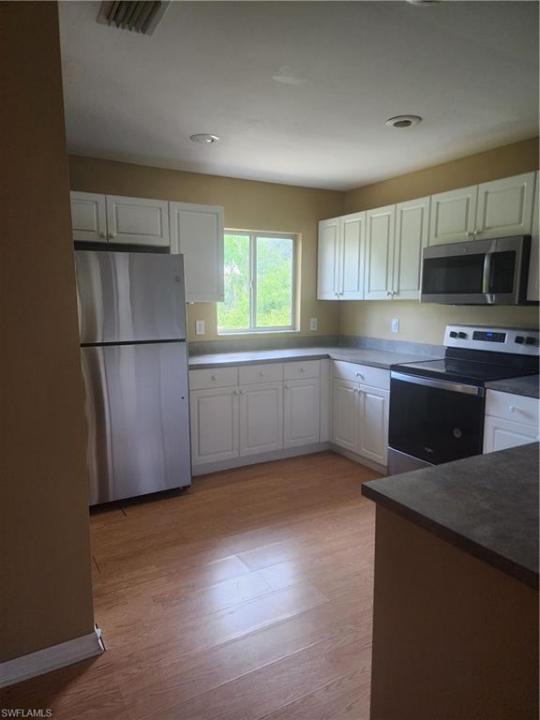 647 Dubarry AVE S, Lehigh Acres, フロリダ 33974, アメリカ合衆国