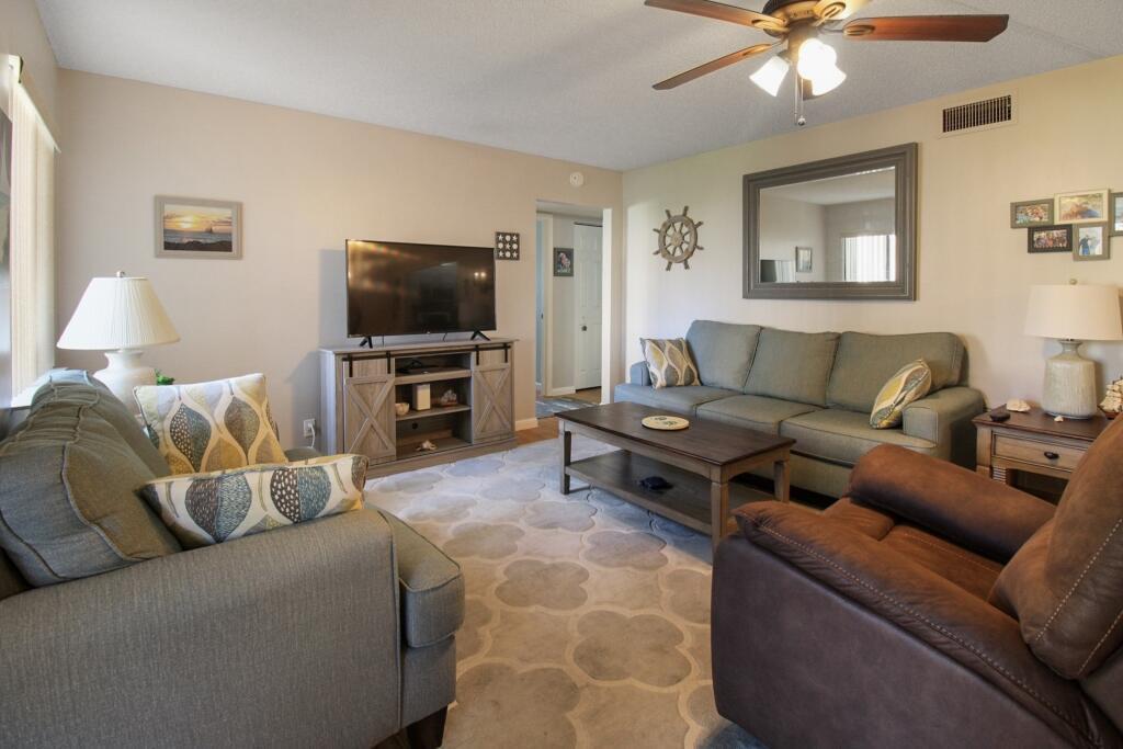 407 Pine Glen Lane #C-1, Greenacres, Floride 33463, États-Unis