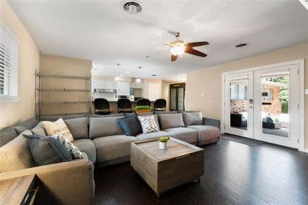 521 Brookview DR, Hurst, Texas 76054, Estados Unidos