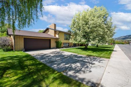 2105 Lincoln Street, Anaconda, Montana 59711, USA