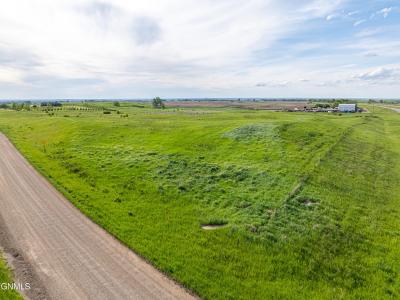 1437 327th Avenue, Wilton, ND 58579, USA