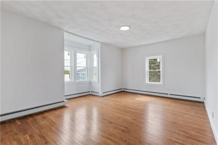 416 Admiral , 2F, Providence, Rhode Island 02908, Stati Uniti