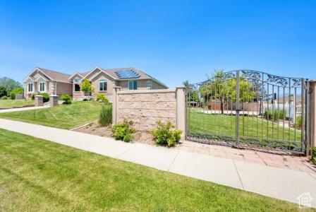 4234 W SWENSEN FARM DR S, Riverton, Utah 84096, Estados Unidos