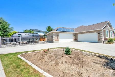 4234 W SWENSEN FARM DR S, Riverton, Utah 84096, Estados Unidos