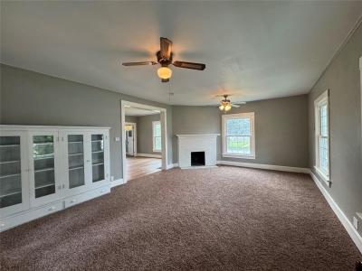 506 F Avenue, Nevada, Iowa 50201