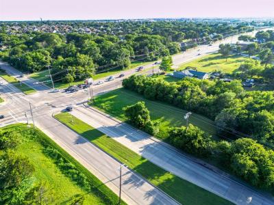 727 E Pleasant Run Road, Cedar Hill, Texas 75104