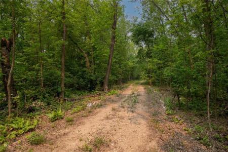 2 GAUER ROAD, Lac Du Bonnet Rm, 馬尼托巴 R0E 1A0, 加拿大