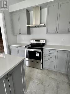 233 HARWOOD AVENUE, Woodstock (woodstock - North), 安大略省 N4T 0P3, 加拿大