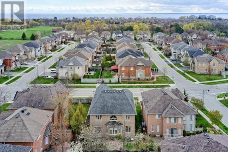 250 NAUTICAL BOULEVARD, Oakville (br Bronte), 安大略省 L6L 0B9, 加拿大