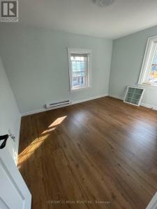 215 QUEEN STREET SOUTH, Mississauga (streetsville), Ontario L5M 1L6, Canada