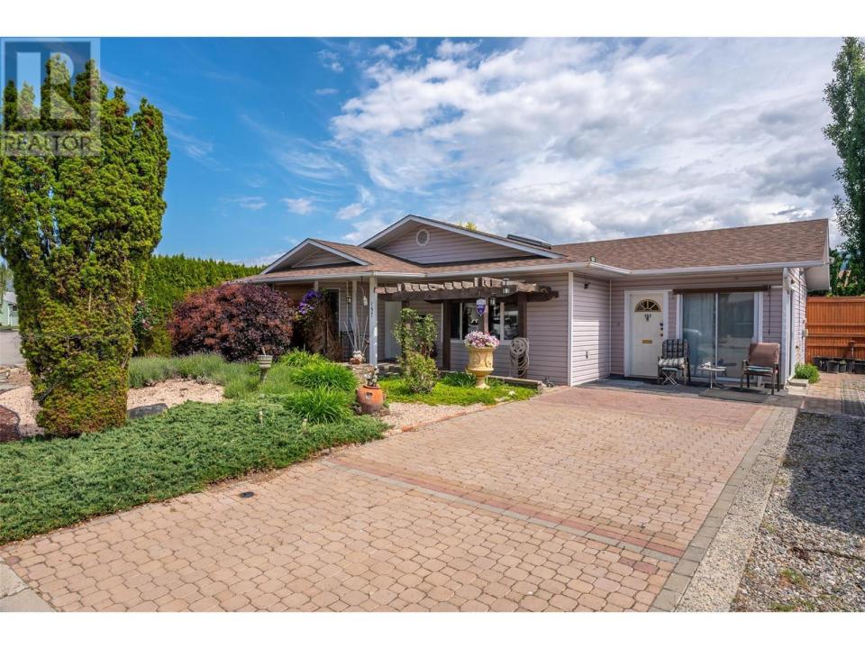 157 AYRES CRESCENT, Penticton, 不列顛哥倫比亞省 V2A 6R3, 加拿大