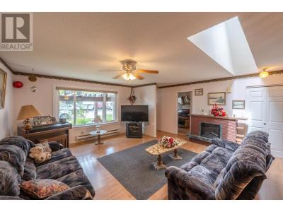 157 AYRES CRESCENT, Penticton, 不列顛哥倫比亞省 V2A 6R3, 加拿大