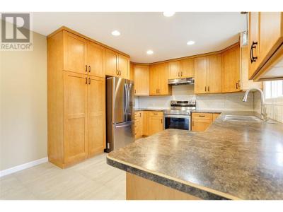 1461 CORMORANT AVENUE, Kitimat, Colombia Británica V8C 1R9, Canadá