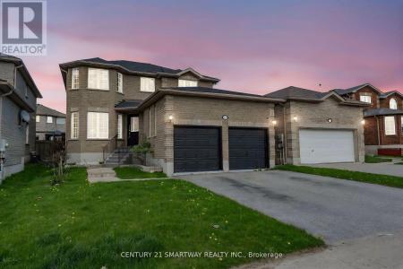 176 DEAN AVENUE, Barrie (painswick South), Ontario L4N 0W1, Canada