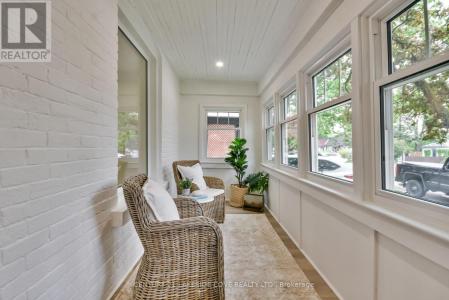 74 PENETANG STREET, Orillia, Ontario L3V 3N5, Canada