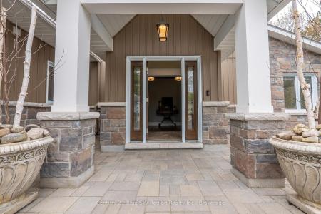 54 CHADBOURNE DRIVE, North Bay, Ontario P1B 8G2, Kanada