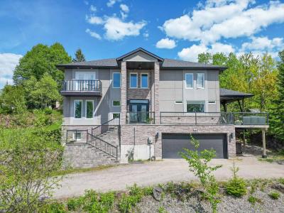 12 KILLARE STREET, North Bay, Ontario P1A 4H8, Kanada
