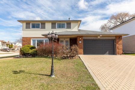 66 SEATON PLACE DRIVE, Hamilton, Ontario L8E 4B1, Canada