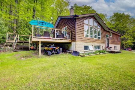 423080 ROCKY SAUGEEN ROAD, West Grey, Ontario N0G 1R0, Kanada