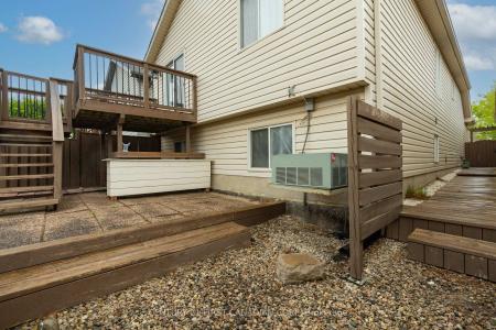 475 EXMOUTH CIRCLE, London East, Ontario N5V 5G5, Canadá