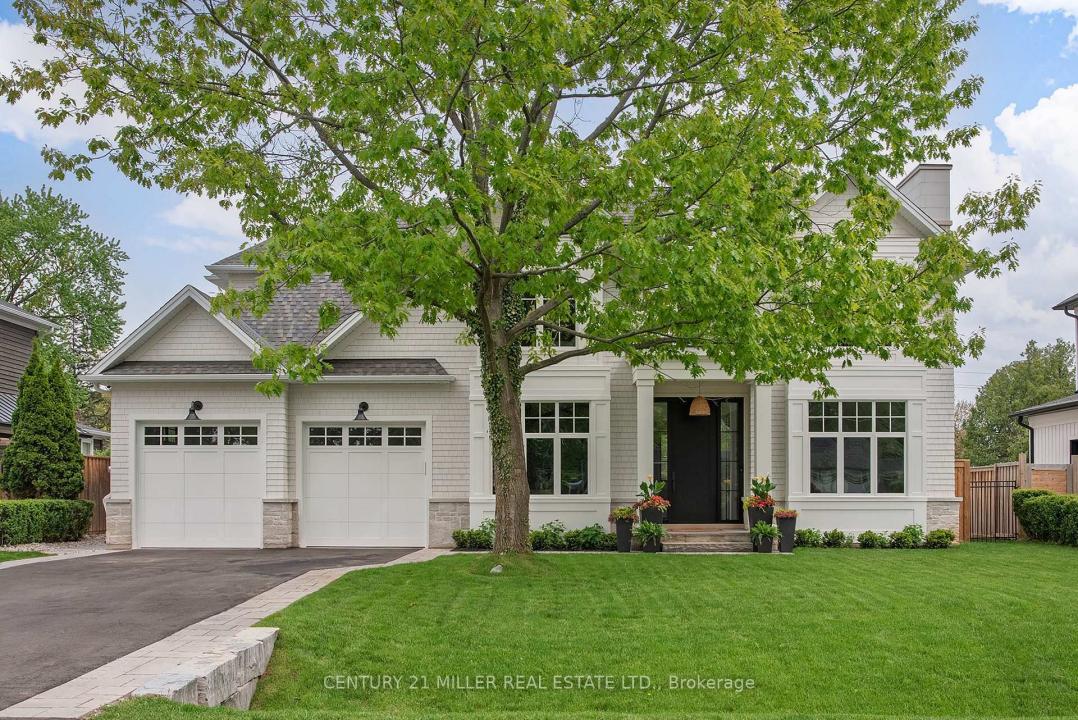 331 SANDLEWOOD ROAD, Oakville, Ontario L6L 3R9, Canadá