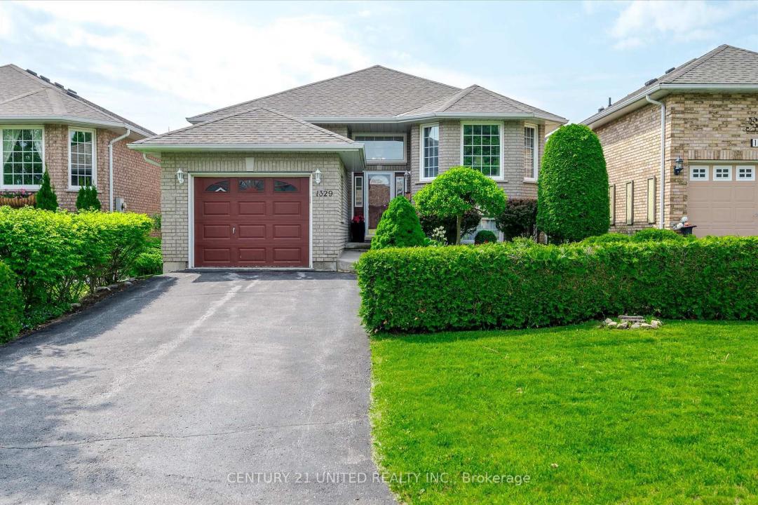 1329 WHITE CRESCENT, Peterborough West, أونتاريو K9K 2L6, كندا 