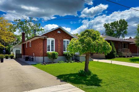 220 ONTARIO STREET, Thorold, Ontario L2V 1E4, Canada