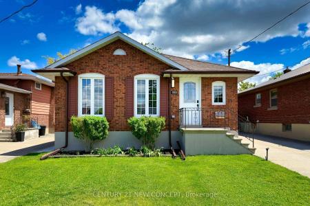 220 ONTARIO STREET, Thorold, Ontario L2V 1E4, Canada