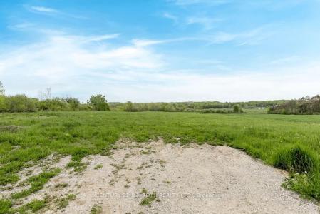 584 CURRY ROAD, Penetanguishene, Ontario L9M 2C8, Canada