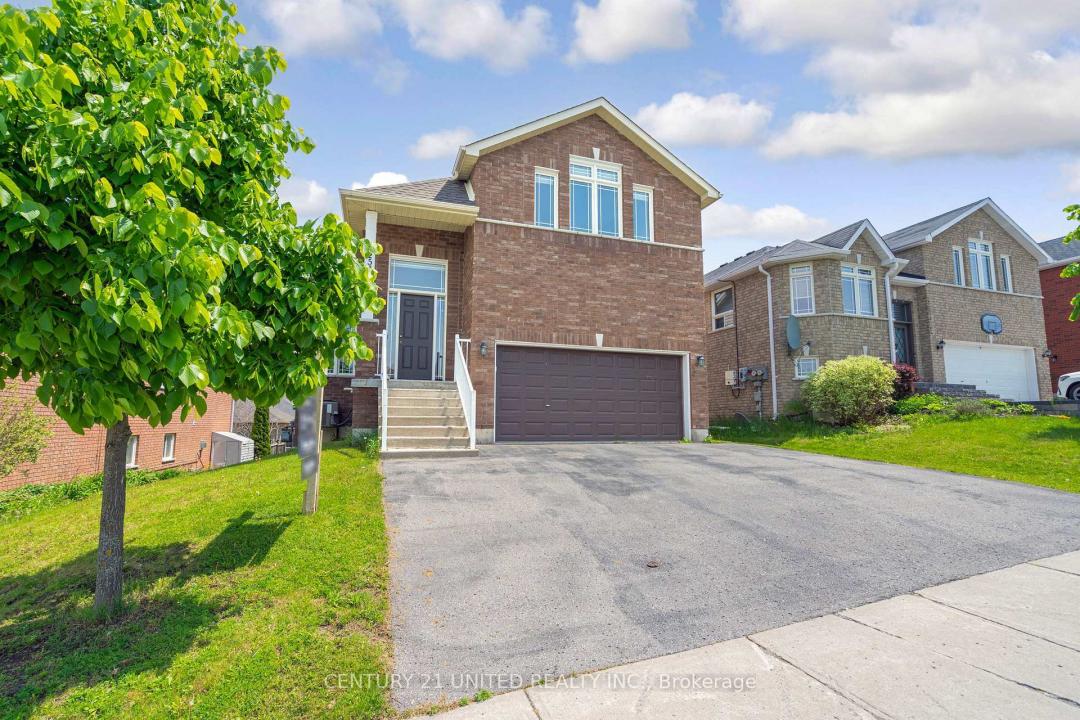 2538 DENURE DRIVE, Peterborough West, 安大略省 K9K 2T1, 加拿大