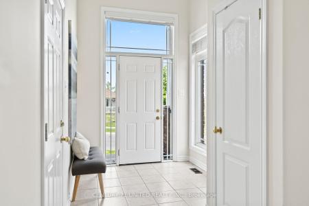 2538 DENURE DRIVE, Peterborough West, 安大略省 K9K 2T1, 加拿大