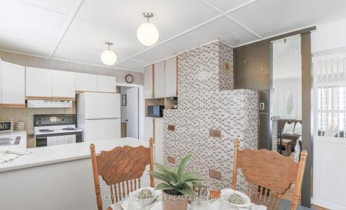21 GLASSFORD ROAD, Kawartha Lakes, Ontario K0M 2C0, Kanada