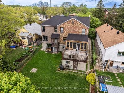 22 WHITTAKER STREET, Greater Sudbury, Ontario P3C 3W9, Canada