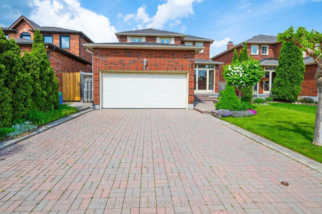 71 LINKS ROAD, Vaughan, Ontario L6A 1L4, CANADÁ