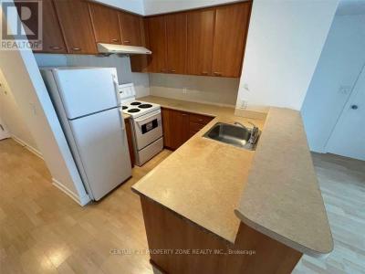36 LEE CENTER DRIVE, Toronto, Ontario M1H 3K2, Canada