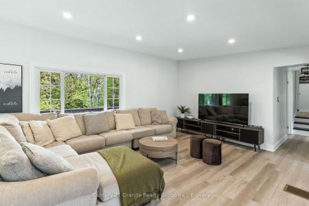 1630 KASHAGAWIGAMOG LAKE ROAD, Minden Hills, 安大略省 K0M 2K0, 加拿大