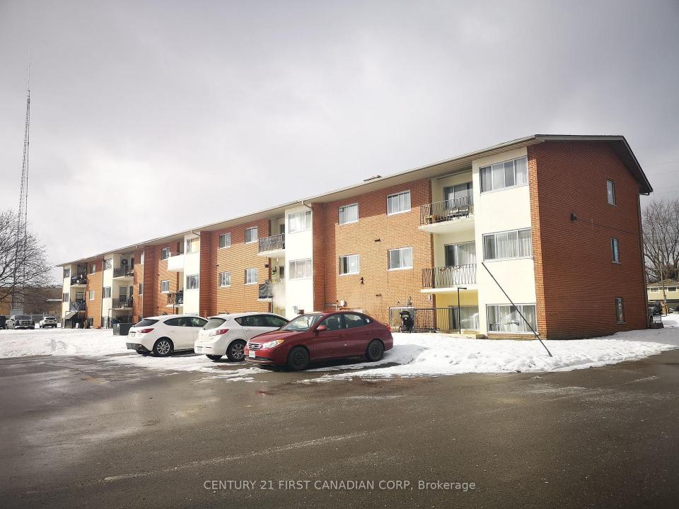 1170 HAMILTON ROAD, London East, Ontario N5W 1A9, Canadá