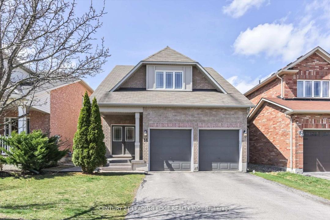 18 KERR LANE, Aurora, Ontario L4G 0E5, Canada