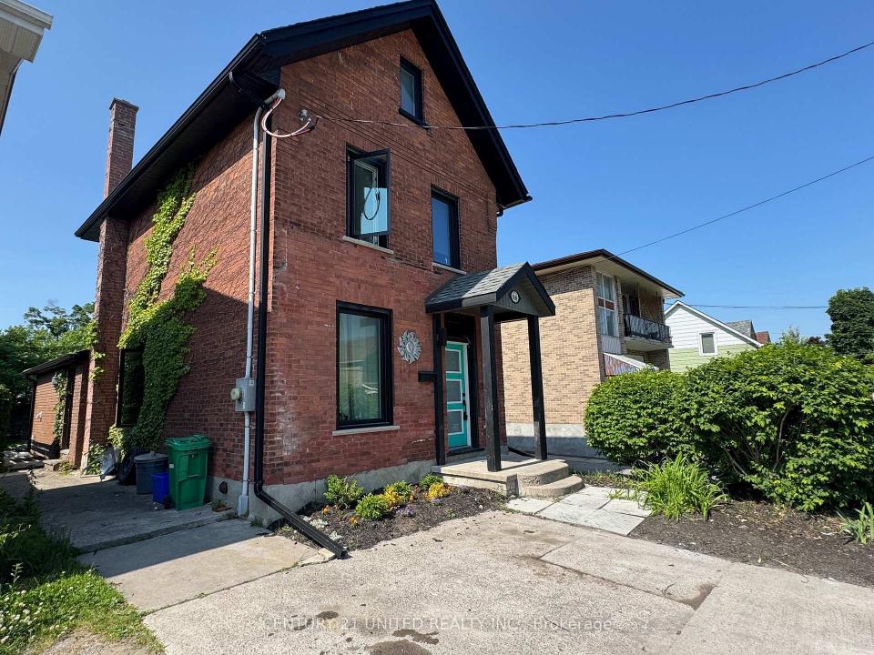 508 SHERBROOKE STREET, Peterborough Central, Ontario K9J 2P3, Canada