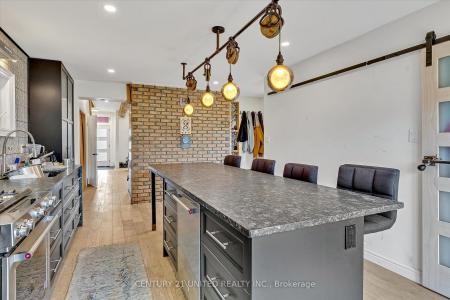 508 SHERBROOKE STREET, Peterborough Central, Ontario K9J 2P3, Canada